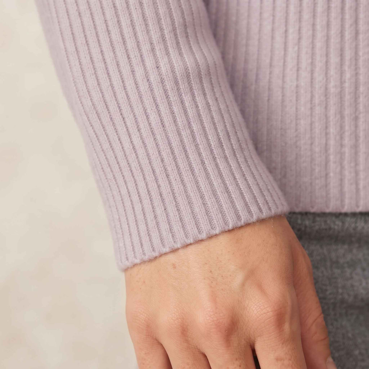Women's heavyweight ribbed cashmere crewneck sweater in Lilac — view 3