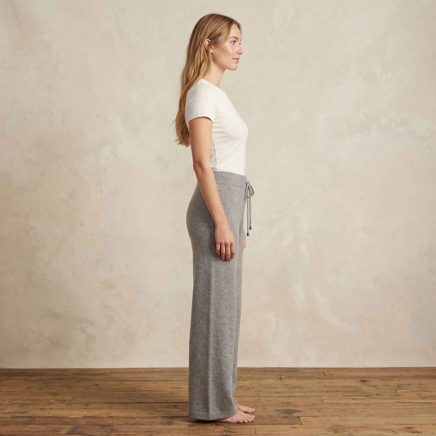 The Zenith Natural Sweatpant Undyed Himalayan Cashmere For Women