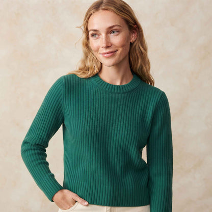 Women's heavyweight ribbed cashmere crewneck sweater in Kelly Green — view 3