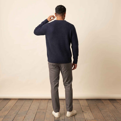 Men's ultra-thick 4-ply cashmere crewneck sweater in Navy Blue — view 3