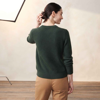 Women's heavyweight ribbed cashmere crewneck sweater in Pine — view 3