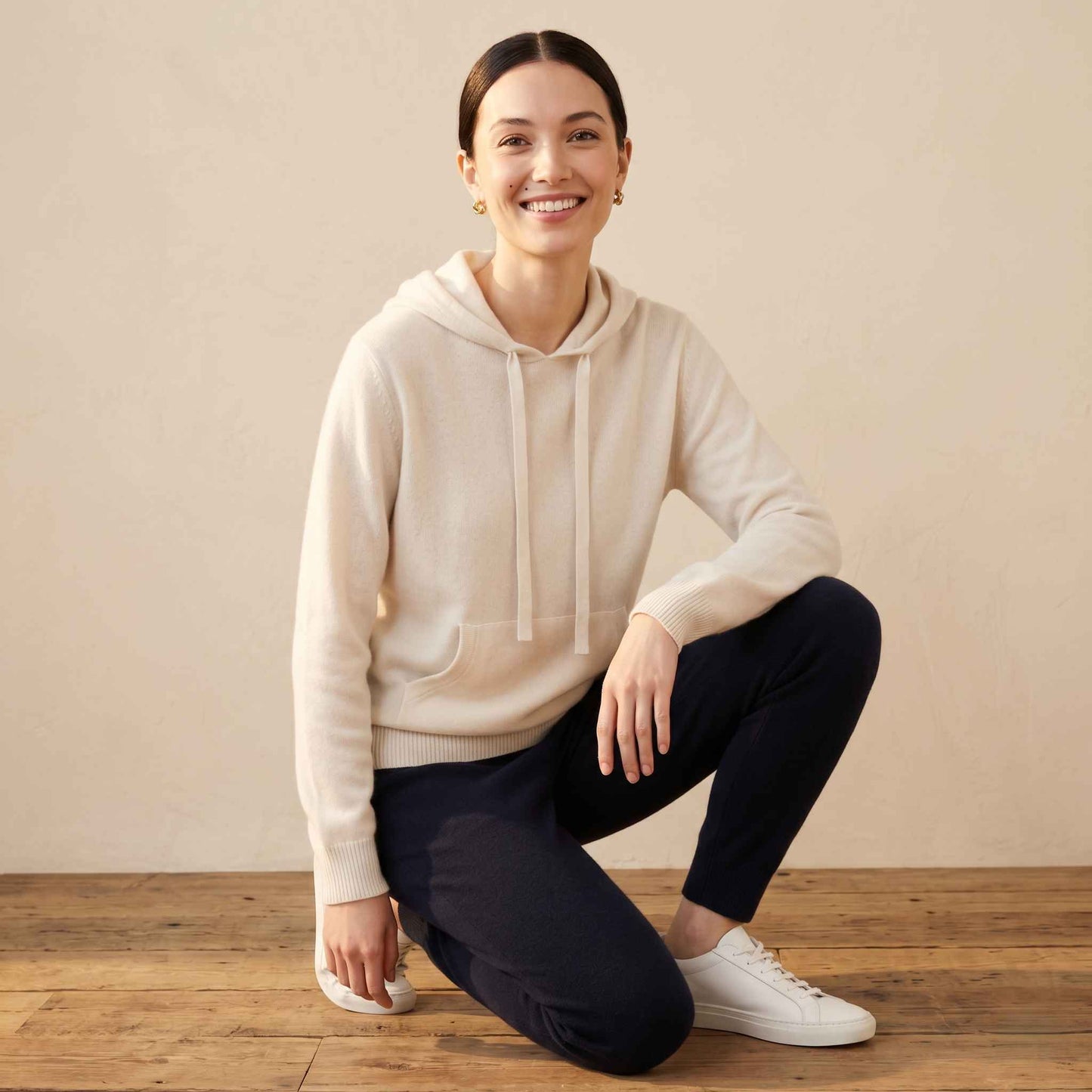 100% Cashmere Women's Pullover Hoodie — 2-Ply 16-Micron Himalayan Cashmere
