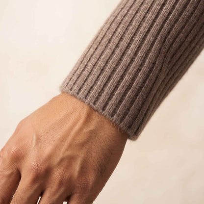 Men's ultra-thick 4-ply cashmere crewneck sweater in Brown — view 3