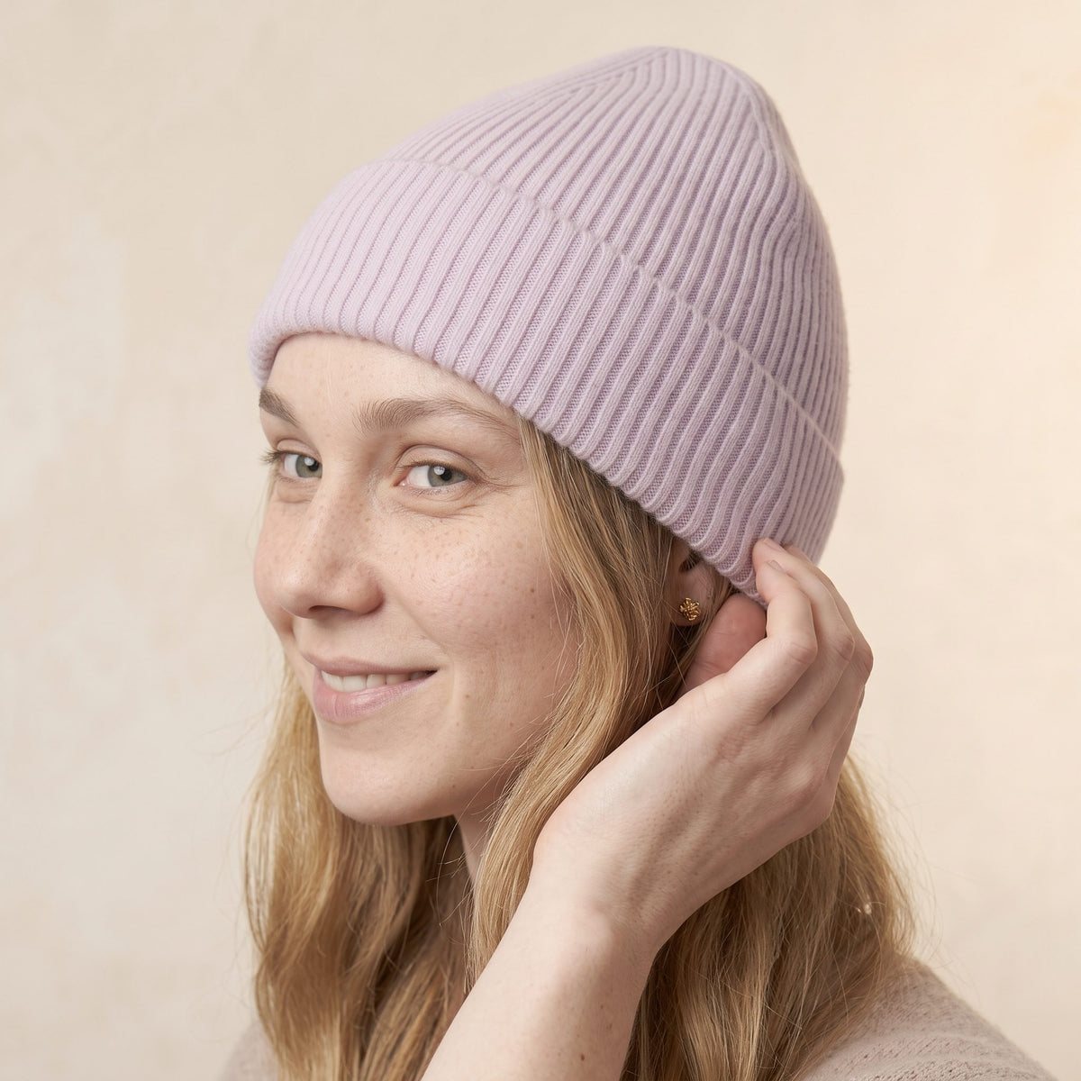 WRLI Women's Cashmere Beanie - Haven Ribbed Lilac 6
