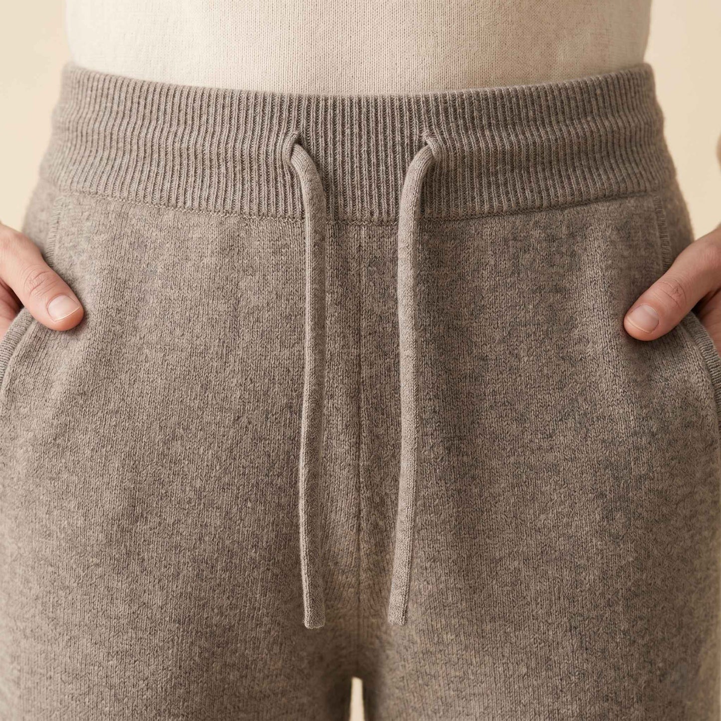 The Zenith Natural Jogger Undyed Himalayan Cashmere For Women