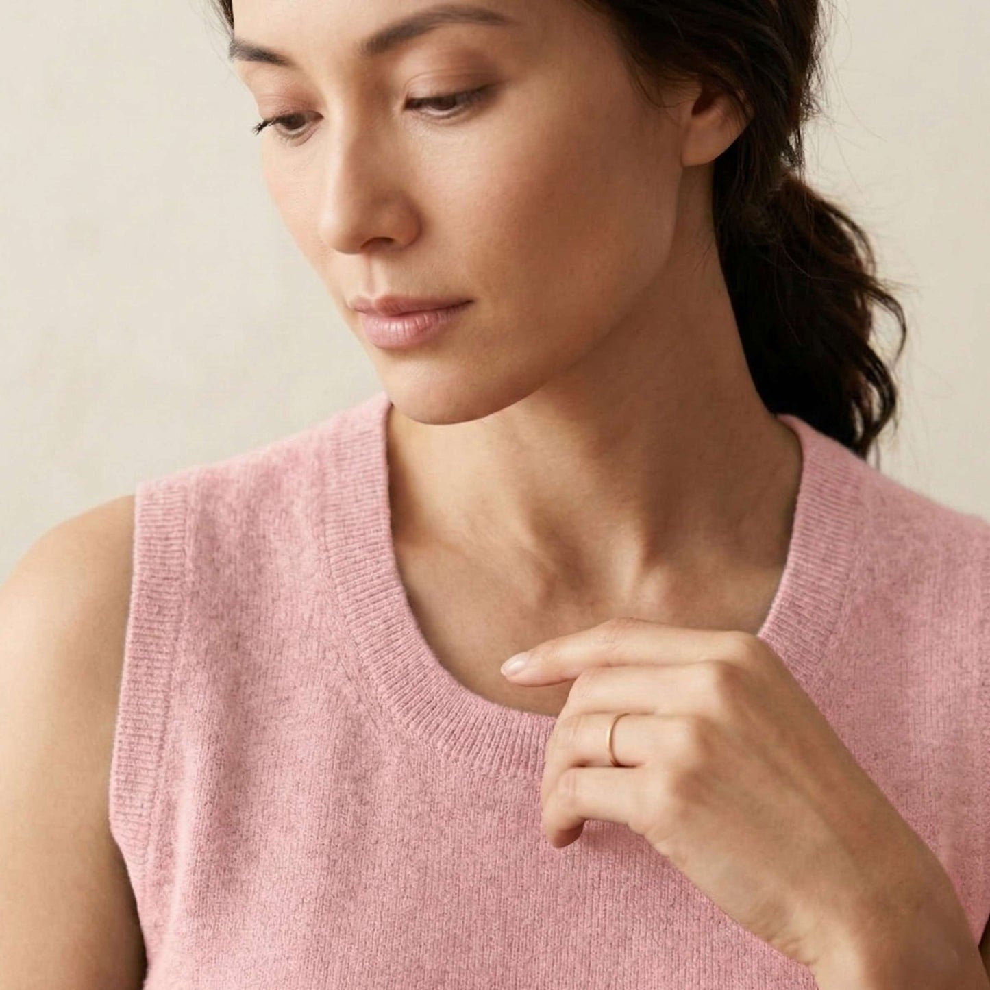 Pure Cashmere Sleeveless Shell Top | Crewneck Tank | Handcrafted in Nepal | Lumusae