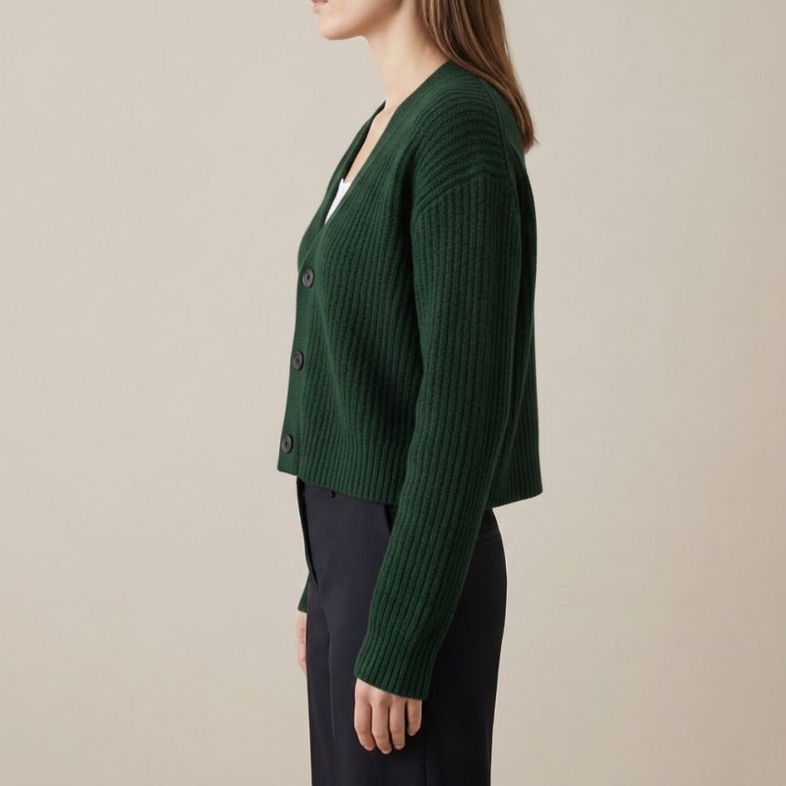 The Lhotse V-Neck Cardigan Chunky Knit Himalayan Cashmere For Women