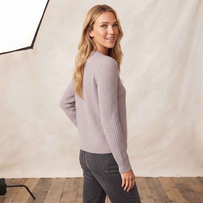 Women's heavyweight ribbed cashmere crewneck sweater in Lilac — view 4