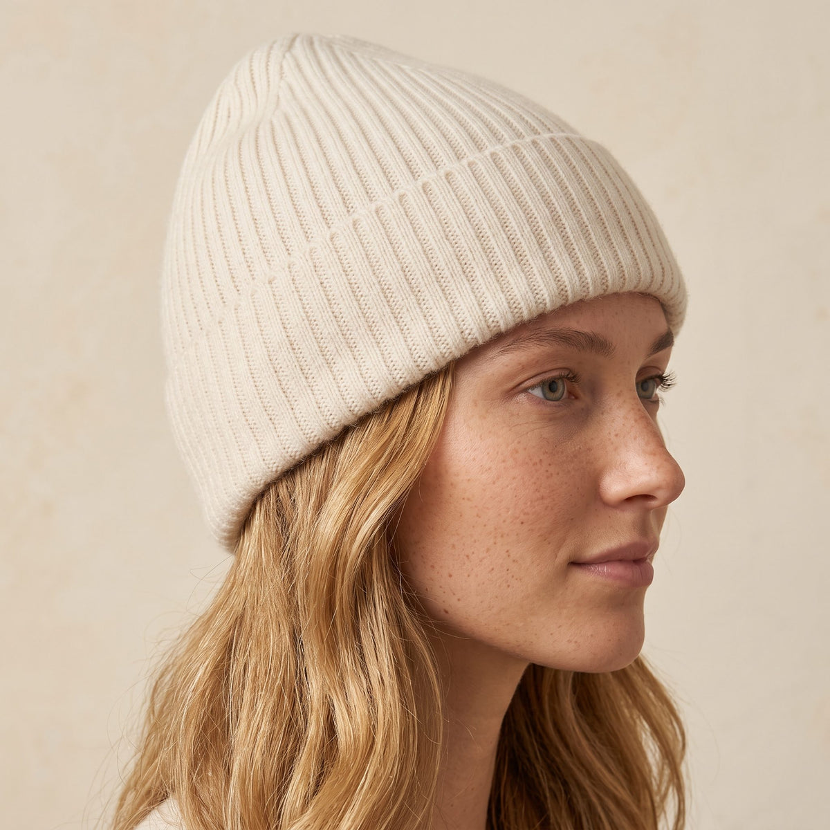 WROW Women's Cashmere Beanie - Haven Ribbed Off-White 5