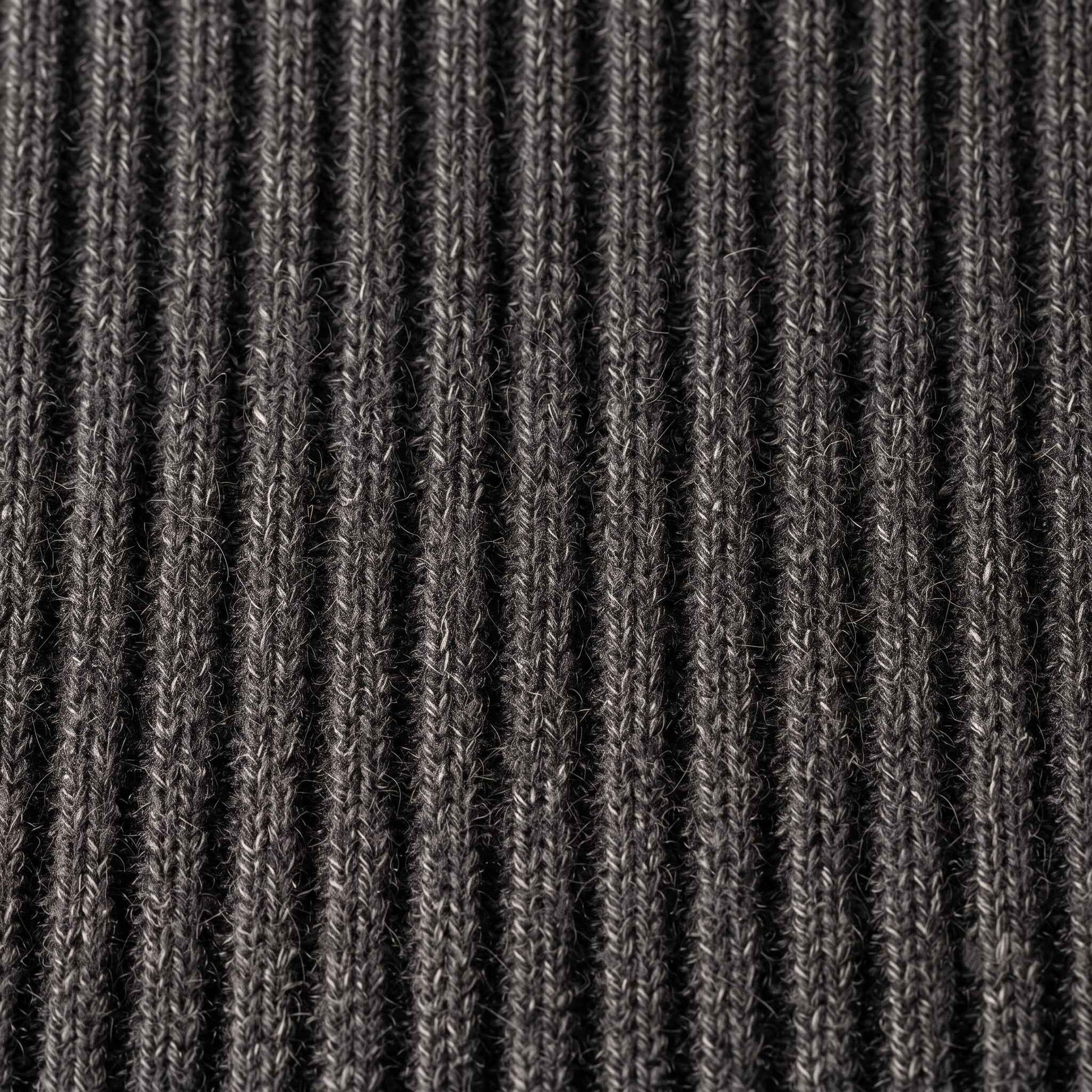 Men's ribbed cashmere crewneck sweater, Signature in Dark Grey Melange - view 5