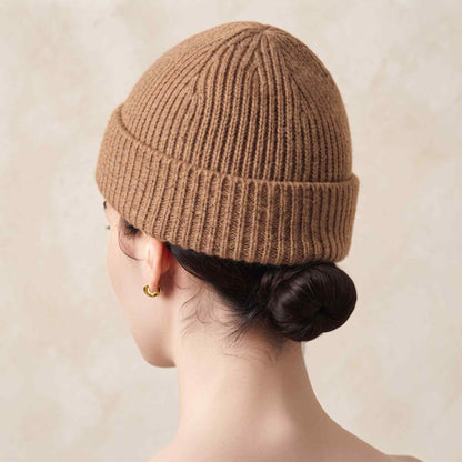 Women's undyed cashmere beanie, natural melange in Toast Melange - view 5