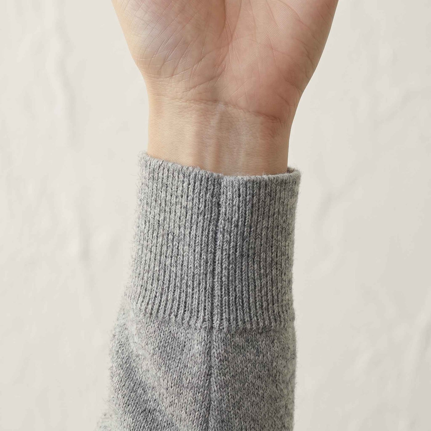 100% Undyed Cashmere Women's Hoodie — Chemical-Free Natural Chyangra Cashmere