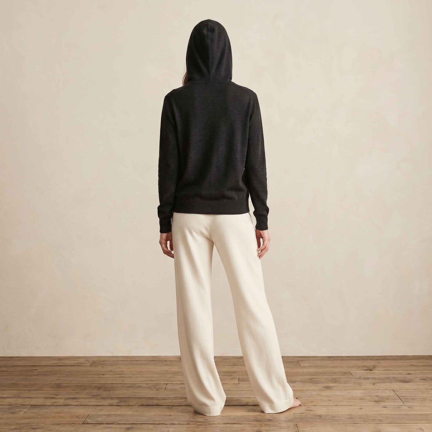 100% Cashmere Women's Zip Hoodie — 12-Gauge 2-Ply 16-Micron Himalayan Cashmere