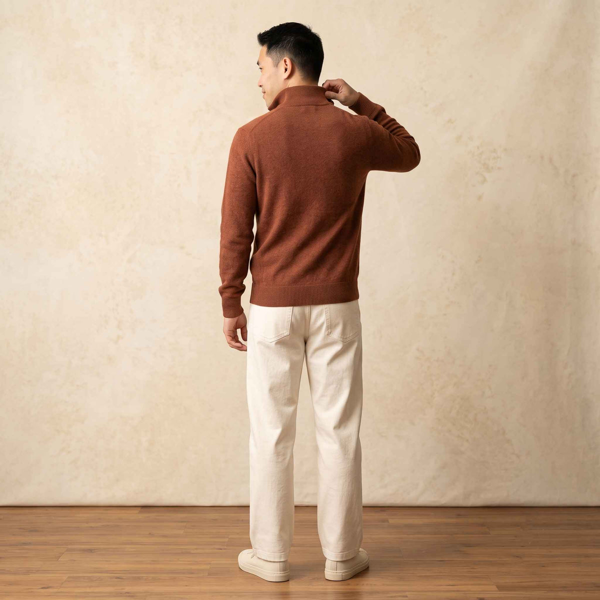Men's cashmere half-zip sweater, Embrace in Amber - view 3