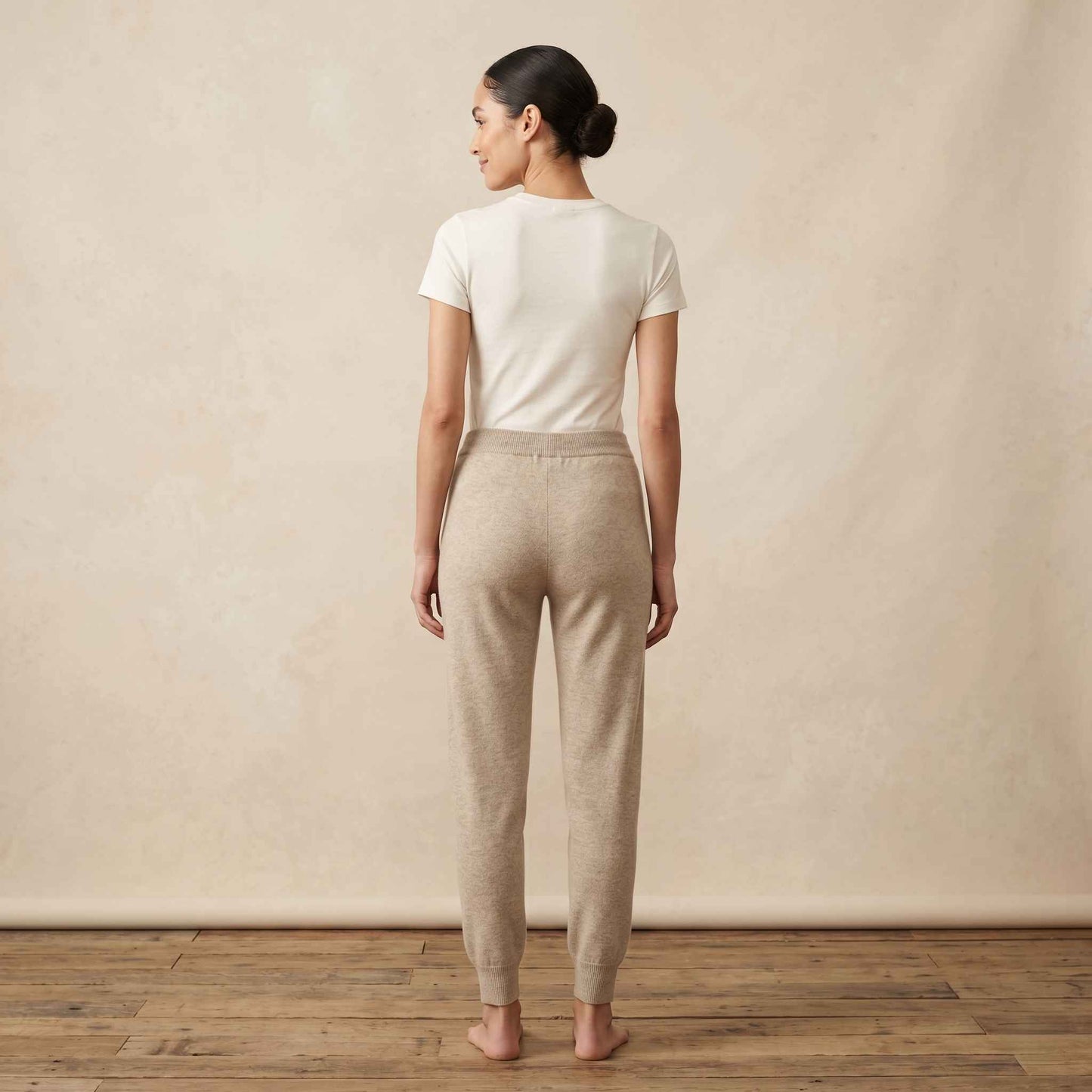 The Zenith Natural Jogger Undyed Himalayan Cashmere For Women