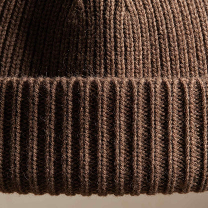 Men's hand-knit ribbed cashmere beanie, Noma in Brown - view 4