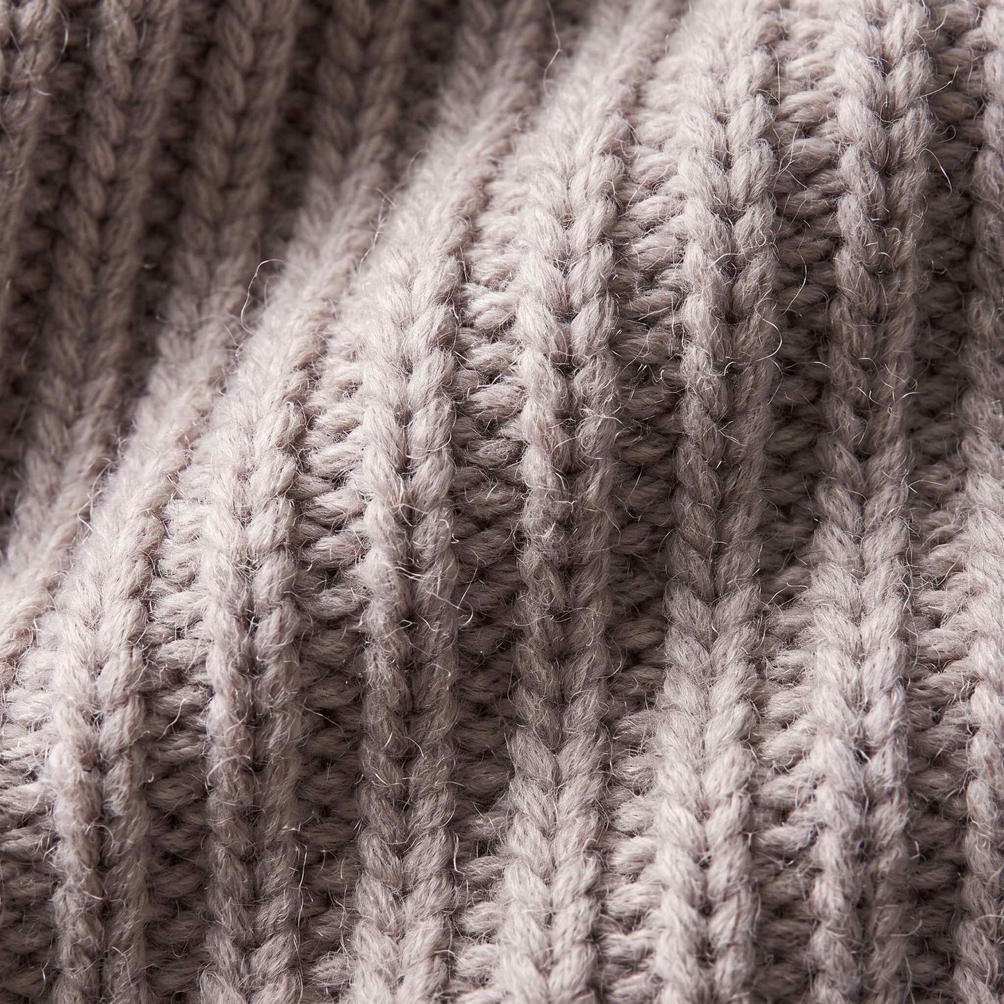 Men's hand-knit ribbed cashmere beanie, Noma in Fog - view 4