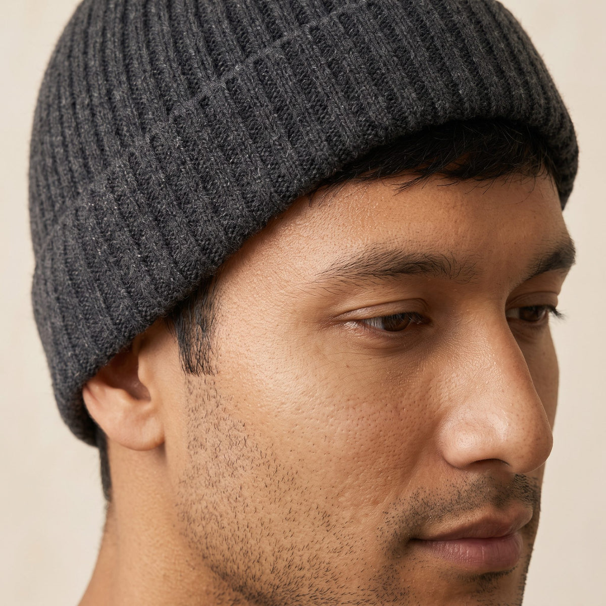 HRDM Men's Undyed Cashmere Beanie - Haven Ribbed Dark Grey Melange 7