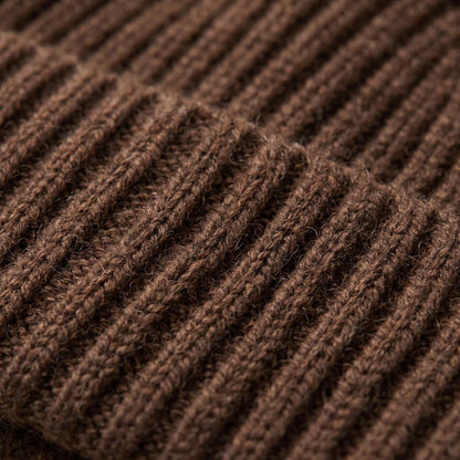 Women's hand-knit cashmere beanie in Brown - view 6