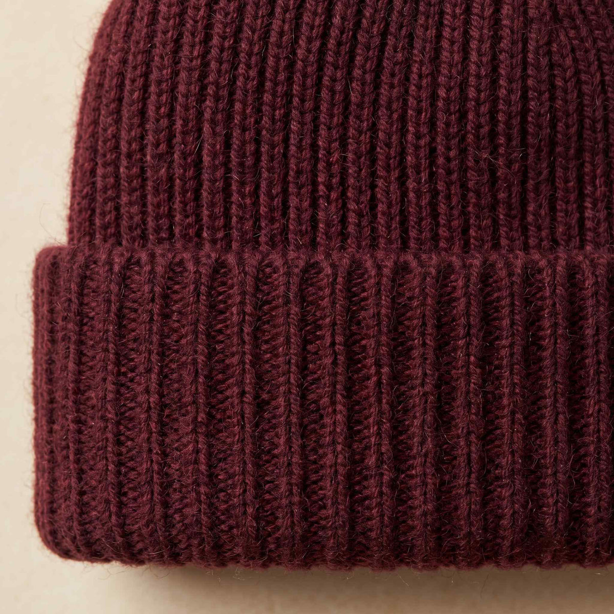 Women's hand-knit cashmere beanie in Wine Red - view 6
