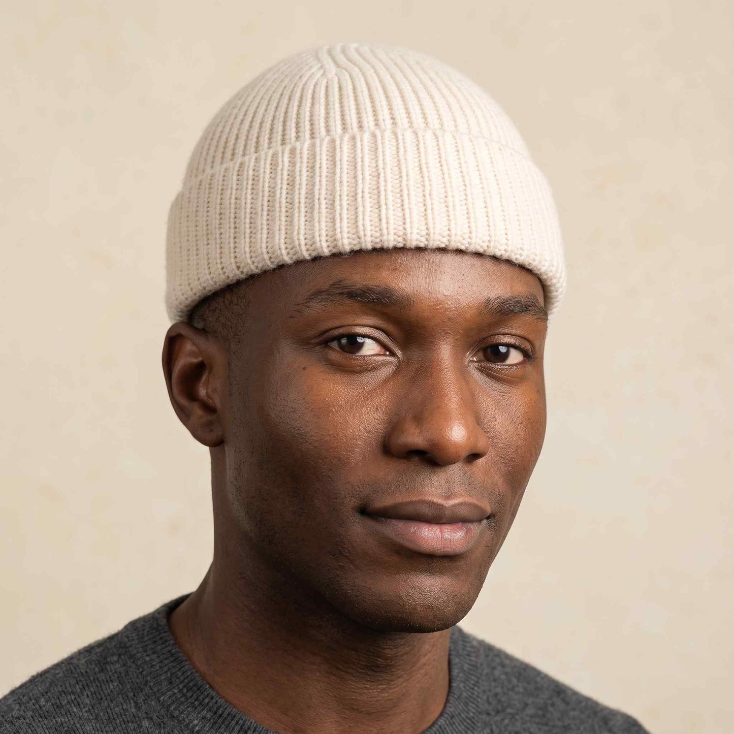 Men's hand-knit ribbed cashmere beanie, Noma in Off White - view 6