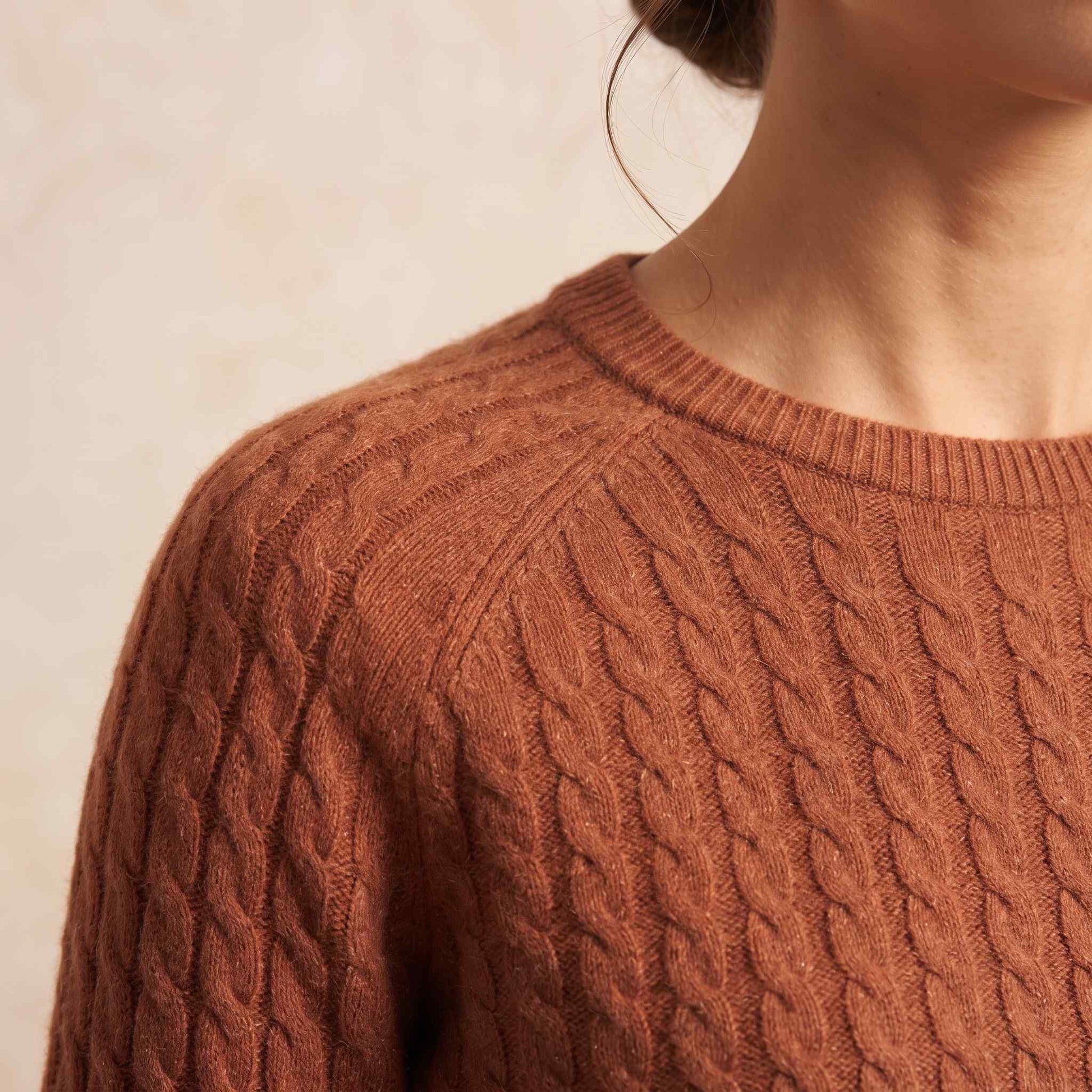 Women's cable-knit cashmere crewneck sweater, Grace in Amber - view 3