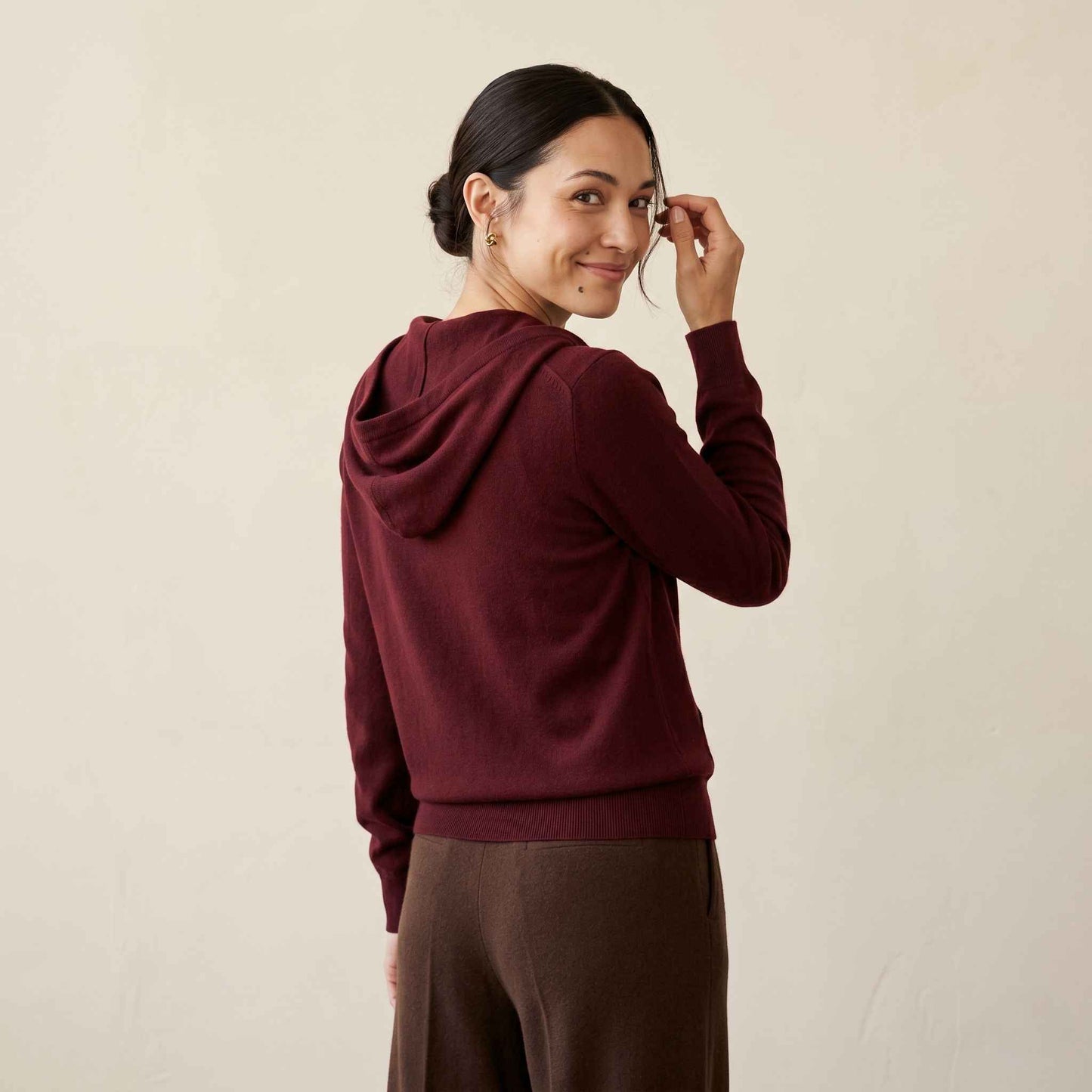 100% Cashmere Women's Zip Hoodie — 12-Gauge 2-Ply 16-Micron Himalayan Cashmere