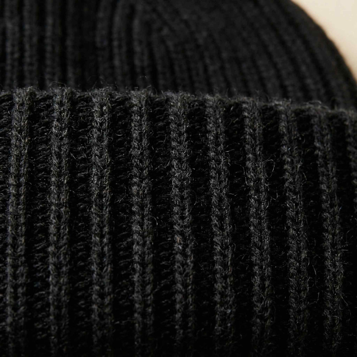 Women's hand-knit cashmere beanie in Deep Onyx - view 6