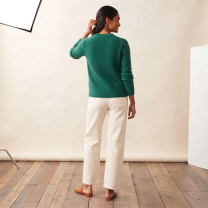 Women's heavyweight ribbed cashmere crewneck sweater in Kelly Green — view 6
