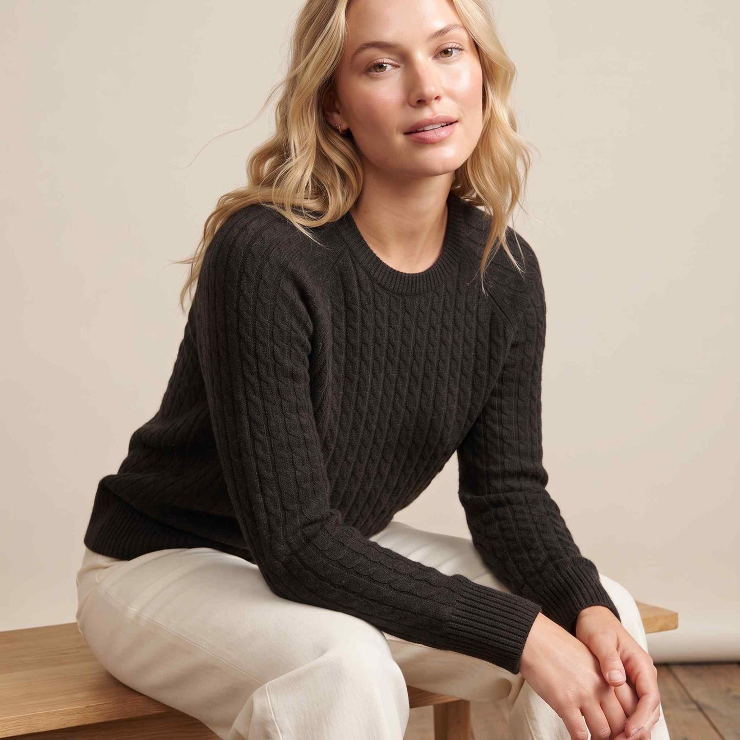 Women's cable-knit cashmere crewneck sweater, Grace in Black - view 6