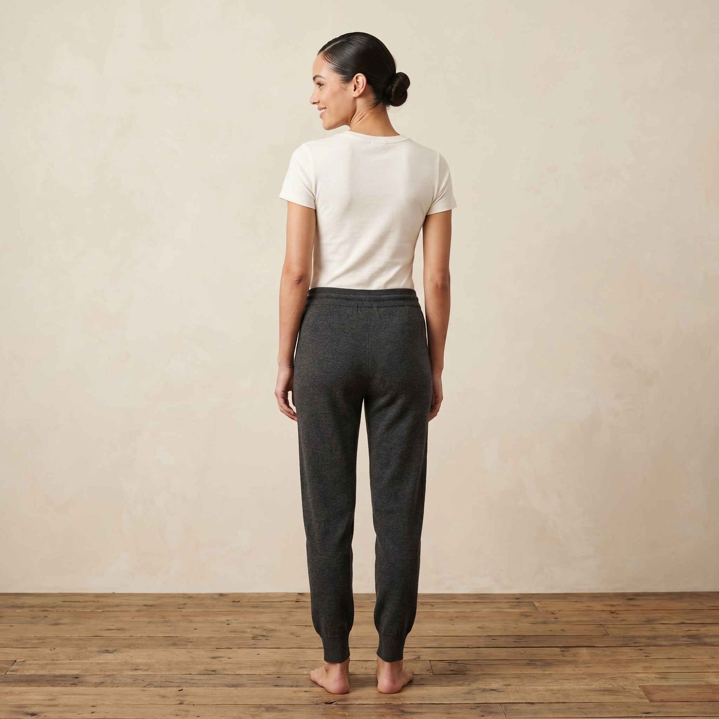 The Zenith Natural Jogger Undyed Himalayan Cashmere For Women