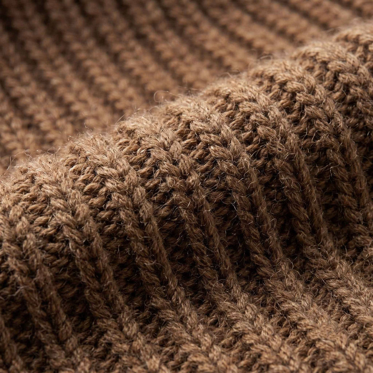 Men's undyed cashmere beanie, natural melange in Toast Melange - view 6