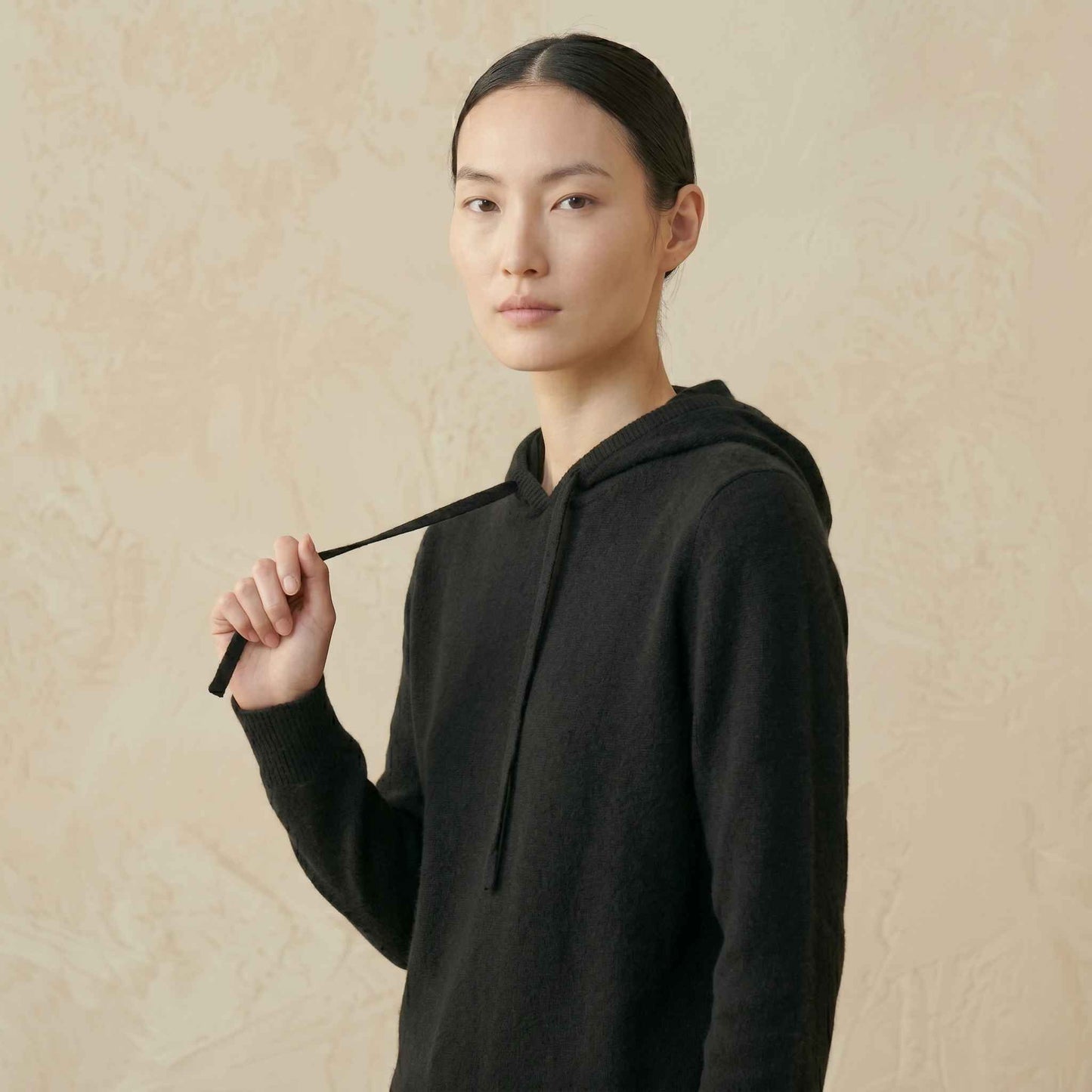 100% Cashmere Women's Pullover Hoodie — 2-Ply 16-Micron Himalayan Cashmere