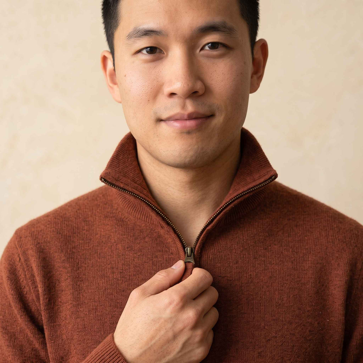 Men's cashmere half-zip sweater, Embrace in Amber - view 5