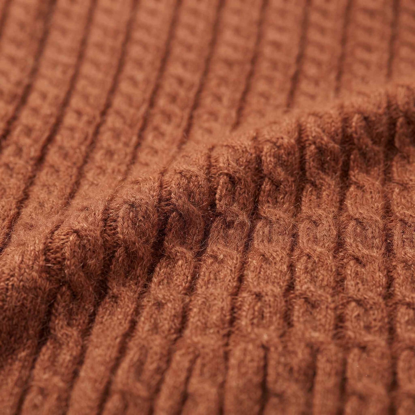 Women's cable-knit cashmere crewneck sweater, Grace in Amber - view 4