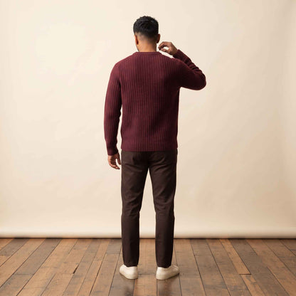Men's ultra-thick 4-ply cashmere crewneck sweater in Wine Red — view 7