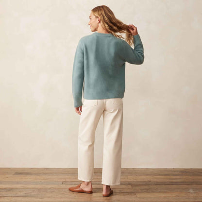 Women's heavyweight ribbed cashmere crewneck sweater in Heathered Jade — view 7