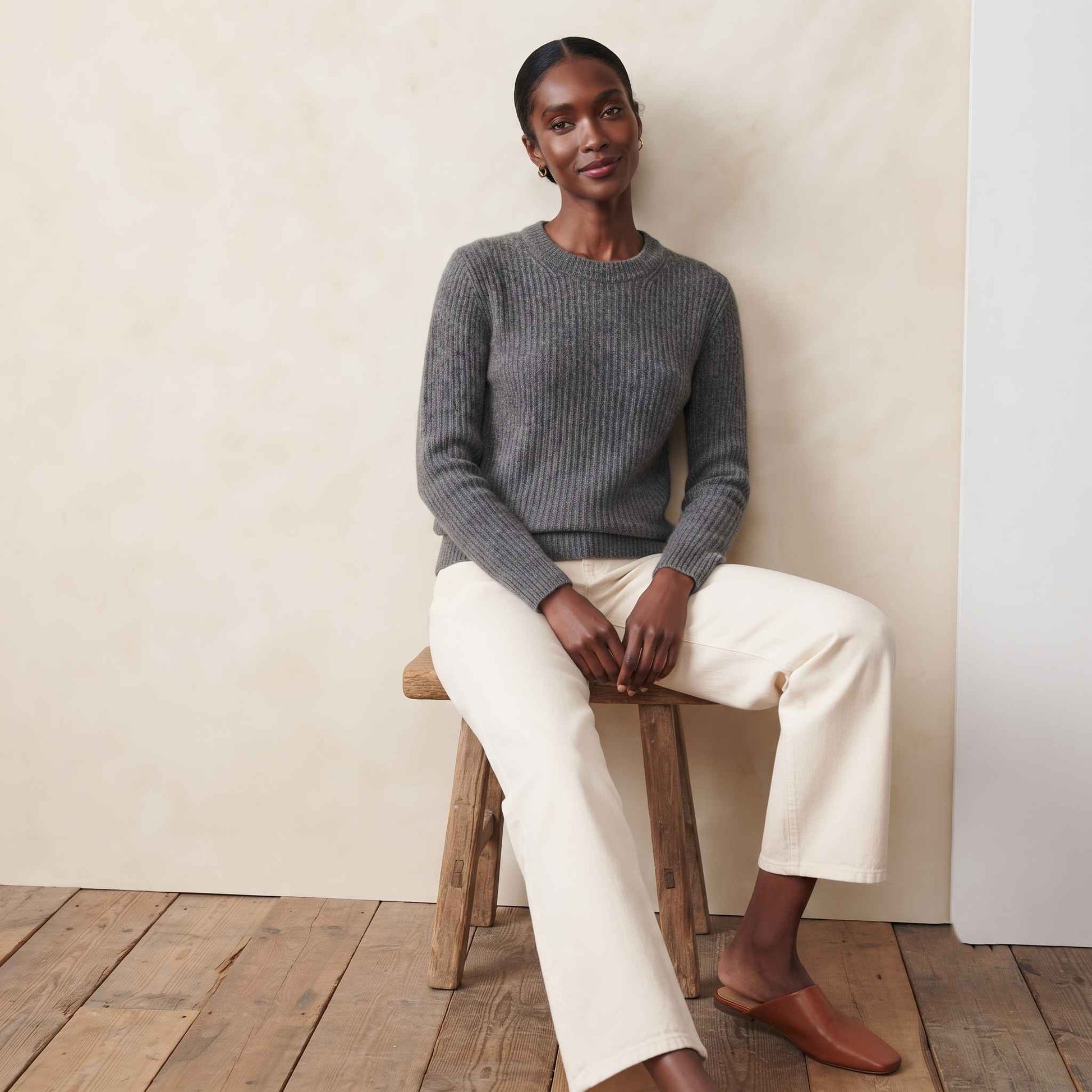 Women's Cashmere Sweater - Ella Ribbed in Mid Grey Melange - view 5