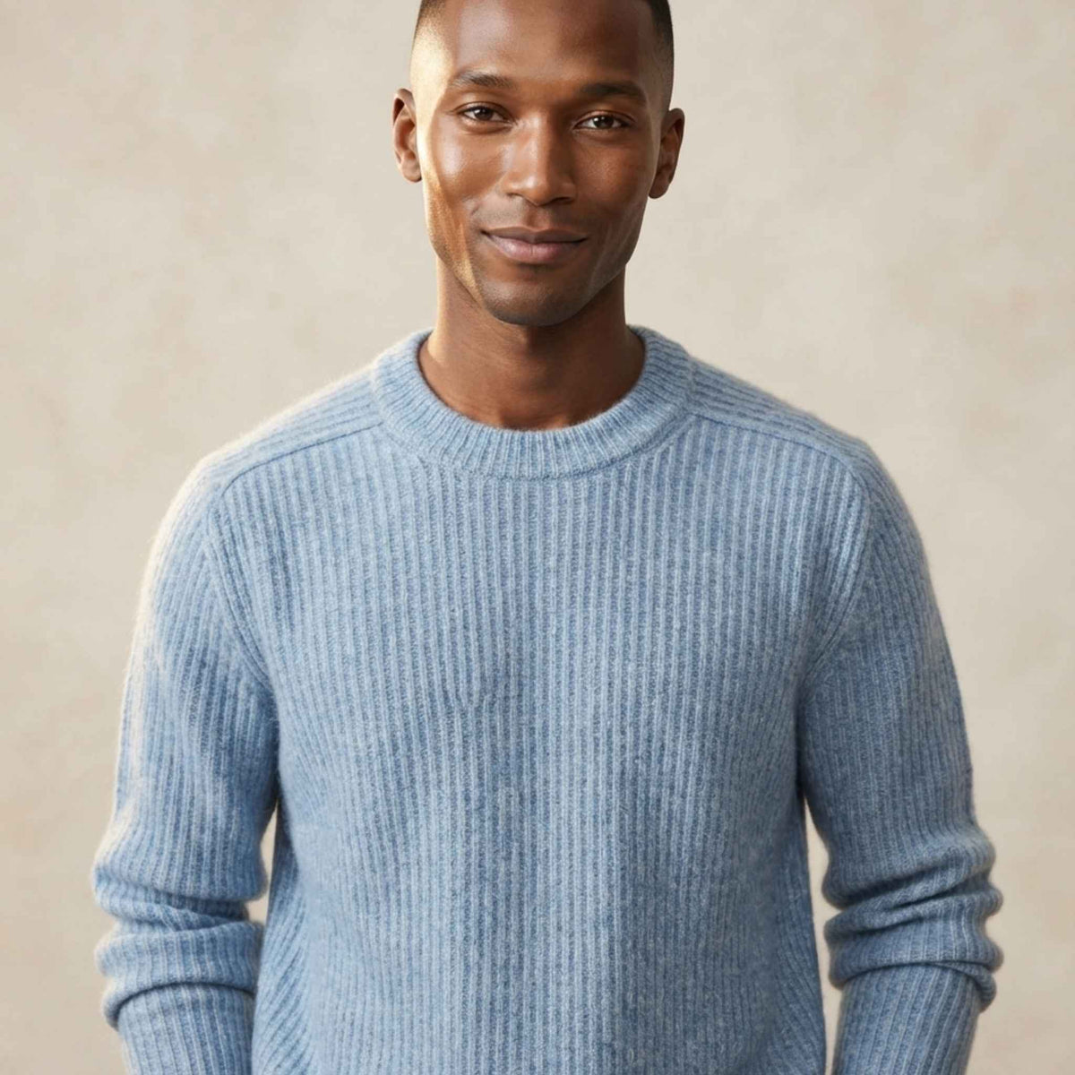Men's ultra-thick 4-ply cashmere crewneck sweater in Sky Blue — view 8