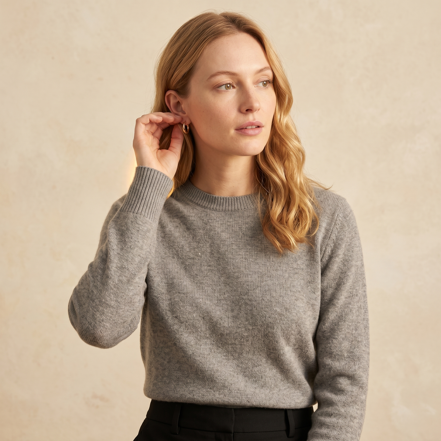 Crewneck Undyed Cashmere Sweater For Women - Grey