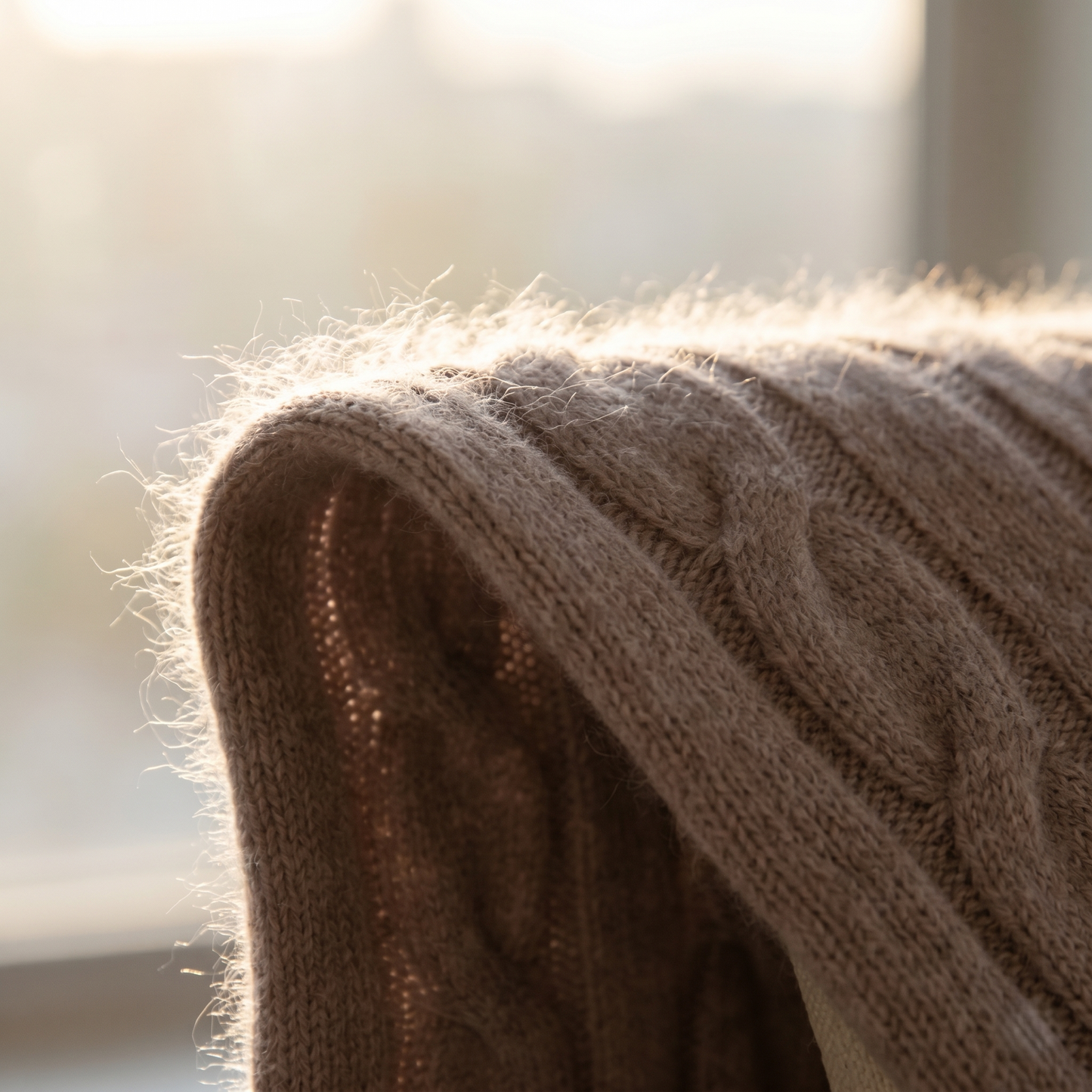 Heirloom Cable-Knit Pure Himalayan Cashmere Throw