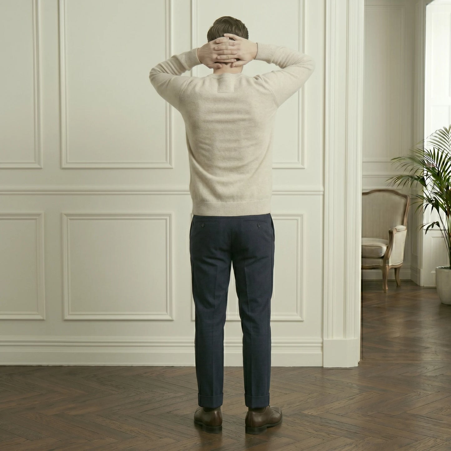 Exclusive Off-White Crewneck Himalayan Cashmere Sweater for Men
