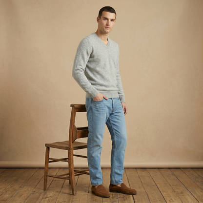 Executive V-Neck Undyed Himalayan Cashmere Sweater