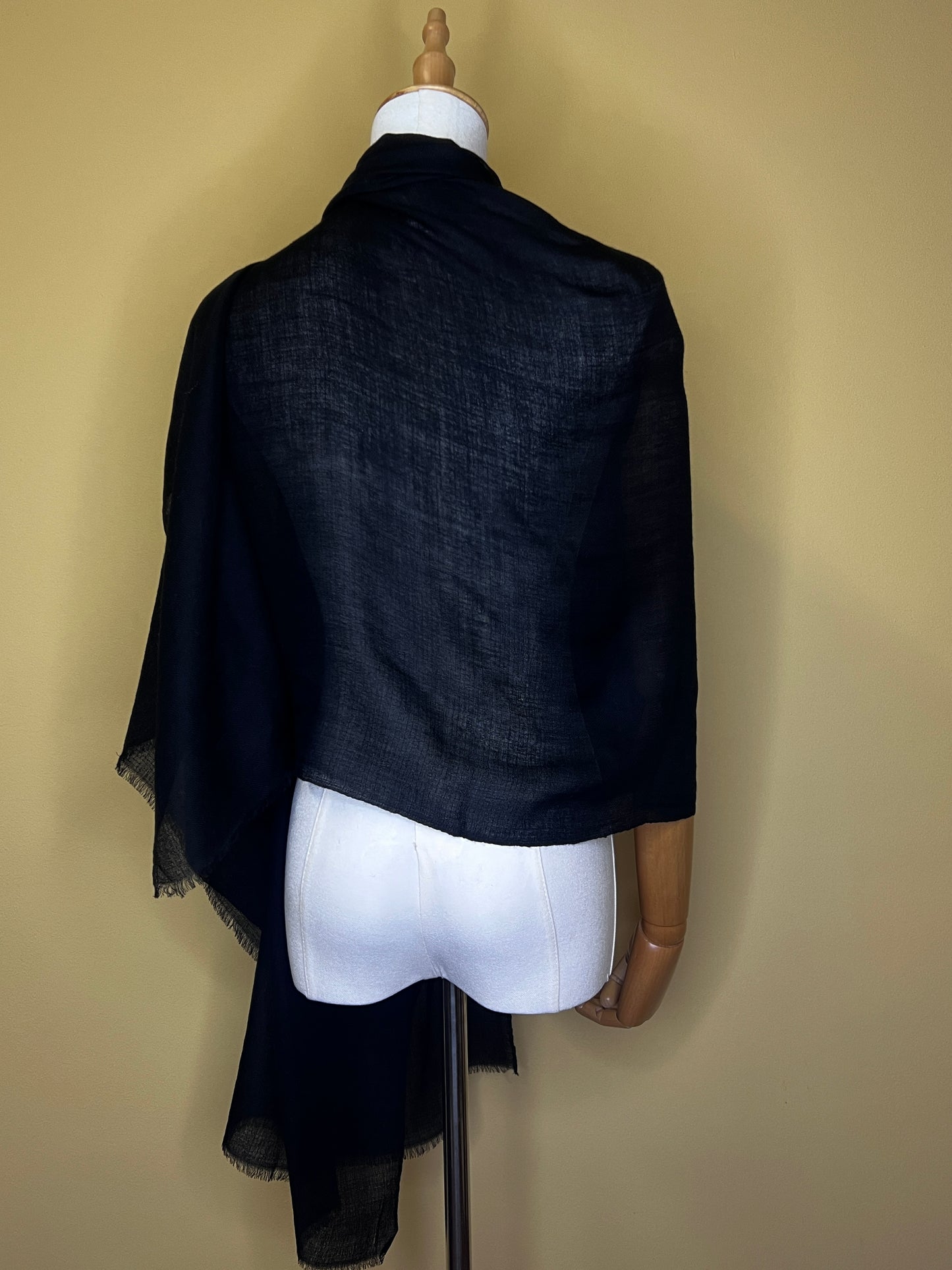 NPIA Certified 100% Pure Himalayan Cashmere Pashmina Shawl - Dolpo Ebony Black