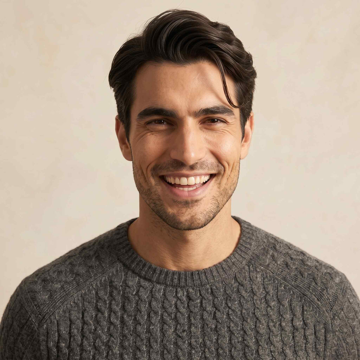 Men's undyed cashmere cable-knit Atlas sweater in Dark Grey Melange — view 6