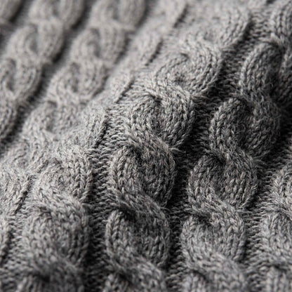 Men's undyed cashmere cable-knit Atlas sweater in Mid Grey Melange — view 5
