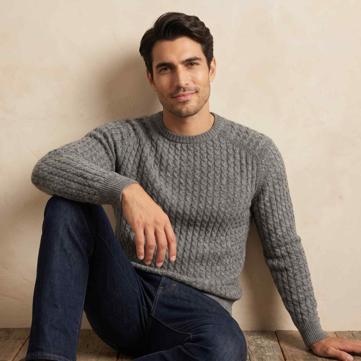 Men's undyed cashmere cable-knit Atlas sweater in Mid Grey Melange — view 1