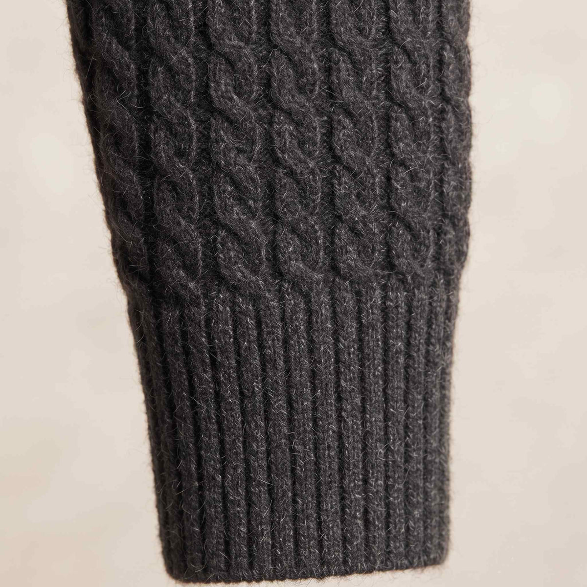 Women's undyed cashmere cable-knit Grace sweater in Dark Grey Melange — view 7
