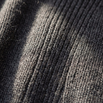 Women's undyed cashmere poncho in Mid Grey Melange — knit texture detail