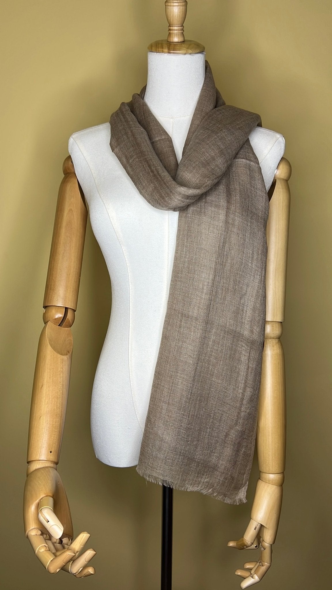 NPIA Certified 100% Pure Himalayan Cashmere Pashmina Shawl - Annapurna Taupe - Lumusae